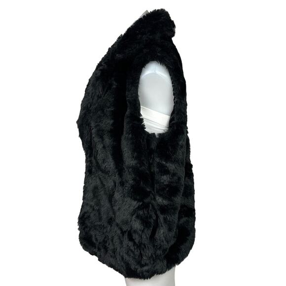 Forever 21 Women's Black Faux Fur Sleeveless Pocket Collar Vest Jacket Size S - Picture 2 of 8